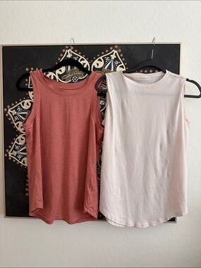 Women’s Sleeveless Tank Top - Dusty Rose & Light Pink